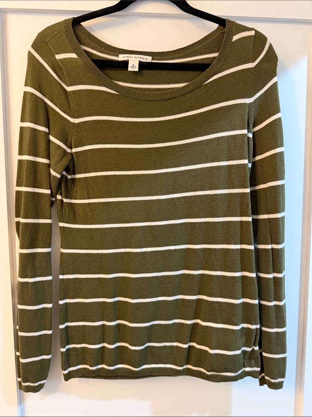 Banana Republic Olive & White Striped Long-Sleeve sweater